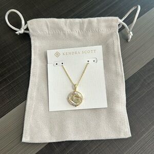 Kendra Scott reversible marble G initial necklace